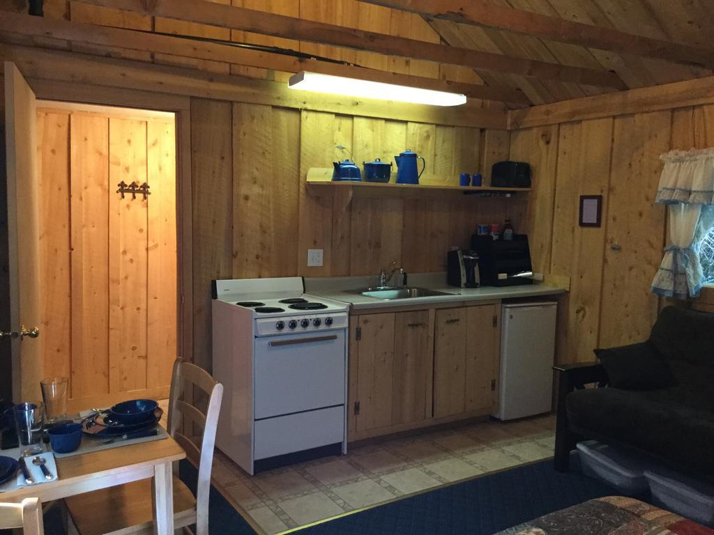 Renfro'S Lakeside Retreat Primrose Esterno foto